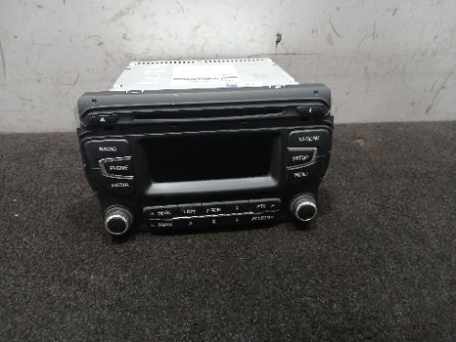 KIA CEED MK2 STEREO RADIO HEAD PLAYER UNIT