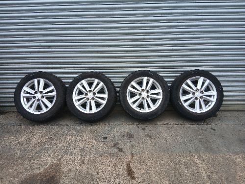 MITSUBISHI ASX MK1 SET OF 4 17"ALLOY WHEELS WITH TYRES 215/60 R17