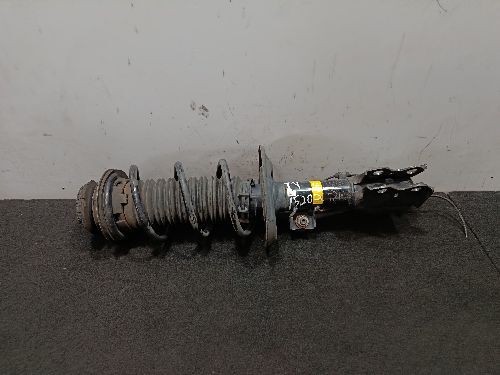 TOYOTA YARIS MK4 1.5 HYBRID N/S LEFT SIDE FRONT SHOCK ABSORBER