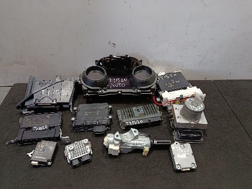 TOYOTA YARIS MK4 1.5 HYBRID ECU KIT