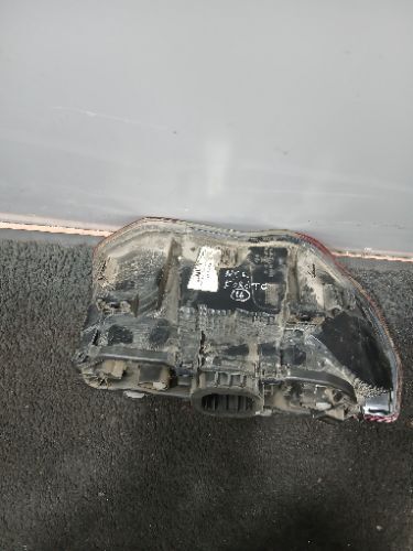 FORD TRANSIT COURIER C4A B460 N/S PASSENGER SIDE LEFT REAR TAIL LIGHT