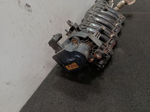 KIA SPORTAGE MK4 1.7 DIESEL INTAKE MANIFOLD