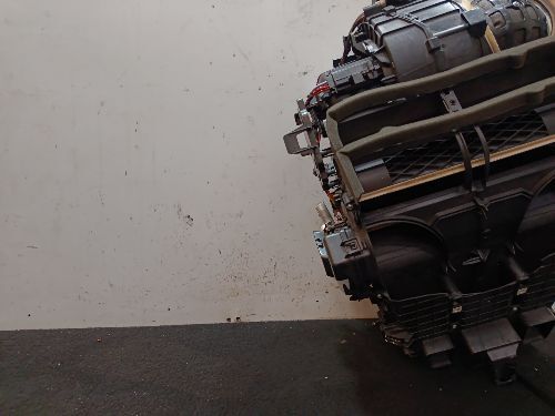 PEUGEOT 208 MK2 1.2 PETROL HEATER BLOWER MATRIX